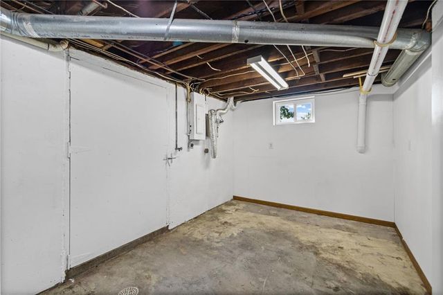 11713 HILLS Lane, Kearney, MO 64060