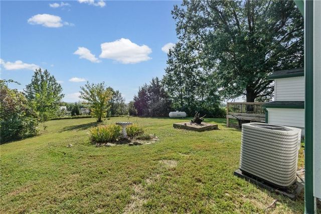 11713 HILLS Lane, Kearney, MO 64060