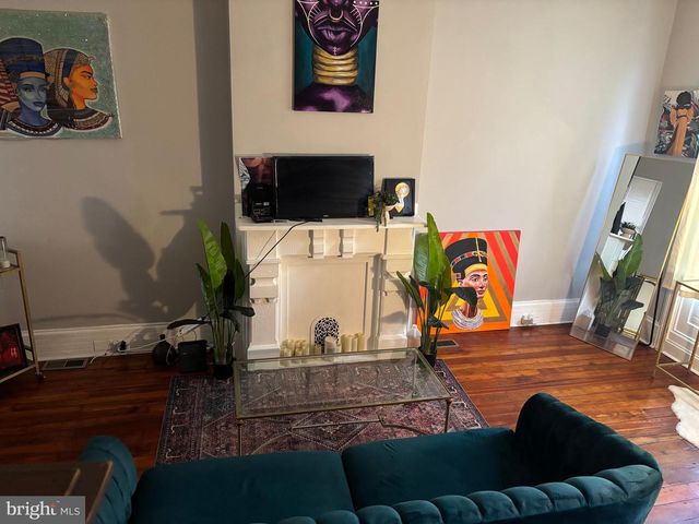 2250 N LAMBERT ST, Philadelphia, PA 19132