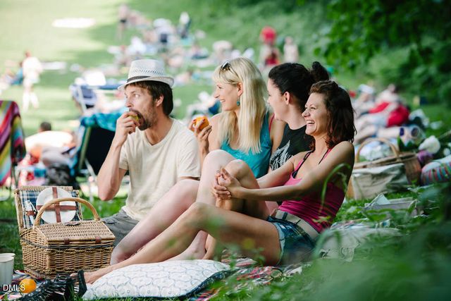 2219 Warbler Drive, Apex, NC 27539