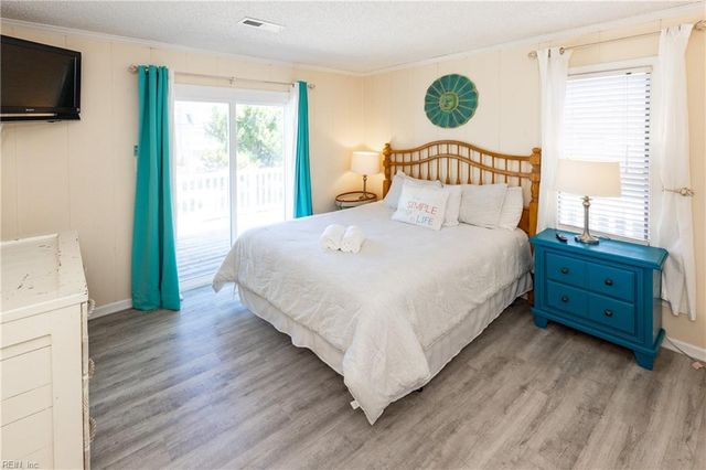 3361 Sandfiddler RD, Virginia Beach, VA 23456