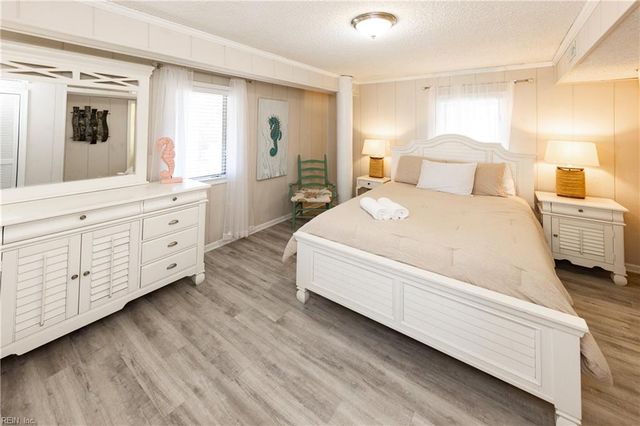 3361 Sandfiddler RD, Virginia Beach, VA 23456