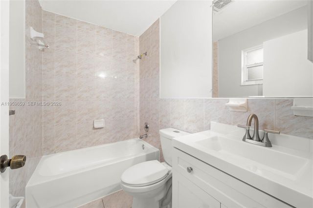 745 NW 3rd Ct, Hallandale Beach, FL 33009