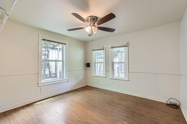 1313 Perez ST, Austin, TX 78721