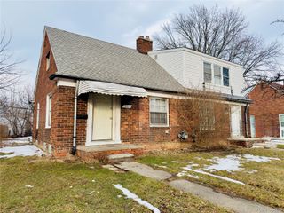 18619 Moross Road, Detroit, MI 48224