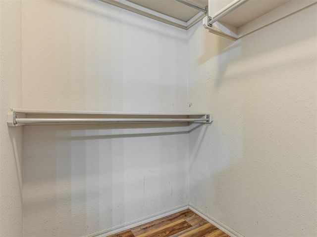 901 SE 37th Street, Moore, OK 73160
