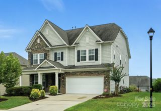 2033 Folkstone Lane, Lancaster, SC 29720