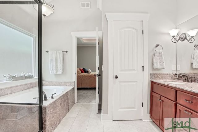 190 Blackjack Oak Drive E, Richmond Hill, GA 31324