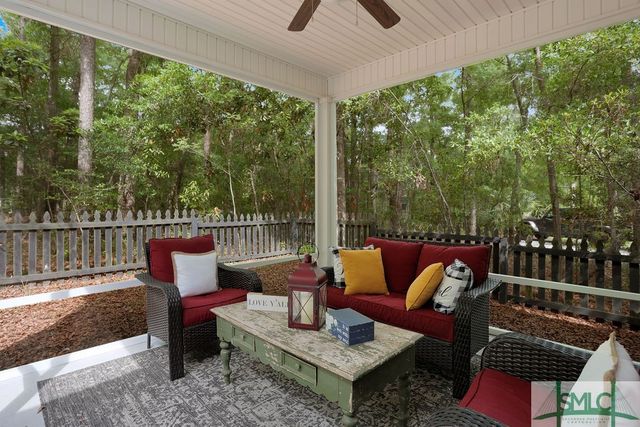 190 Blackjack Oak Drive E, Richmond Hill, GA 31324