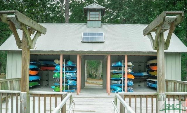 190 Blackjack Oak Drive E, Richmond Hill, GA 31324