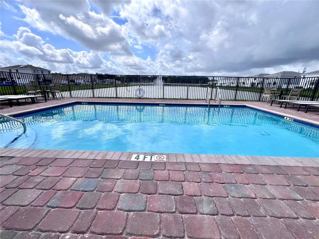 4784 SW 72nd Ter 0, Davie, FL 33314