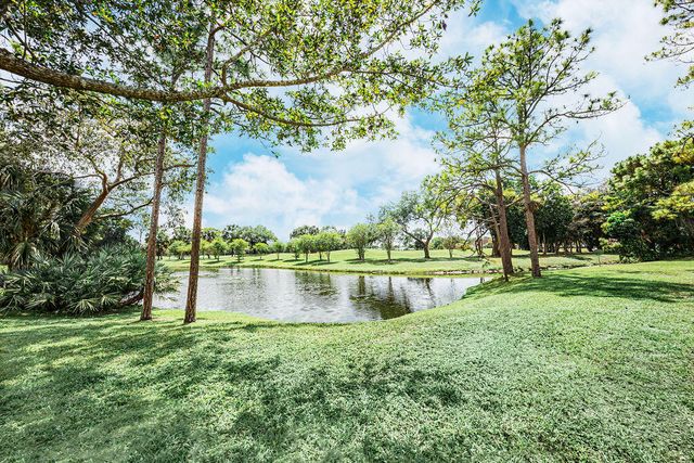 1501 PALM BEACH TRACE Drive, Royal Palm Beach, FL 33411