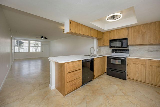 1501 PALM BEACH TRACE Drive, Royal Palm Beach, FL 33411