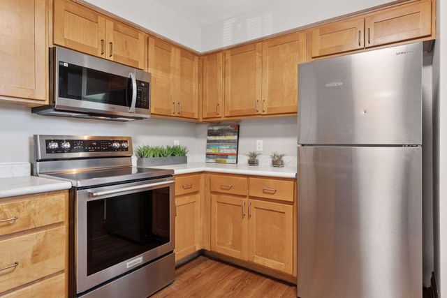 5101 56th Avenue N, Crystal, MN 55429