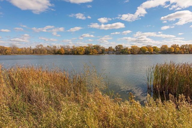 5101 56th Avenue N, Crystal, MN 55429