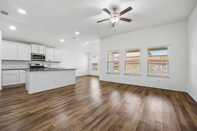 2938 Montrose Trail, Forney, TX 75126