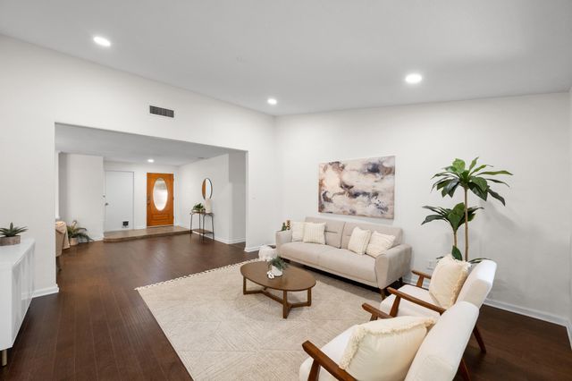 5109 Fort Mason DR, Austin, TX 78745