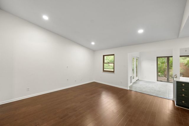 5109 Fort Mason DR, Austin, TX 78745