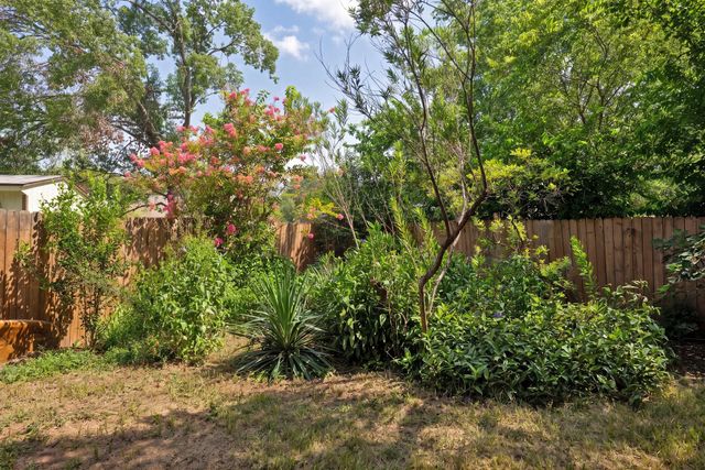 5109 Fort Mason DR, Austin, TX 78745