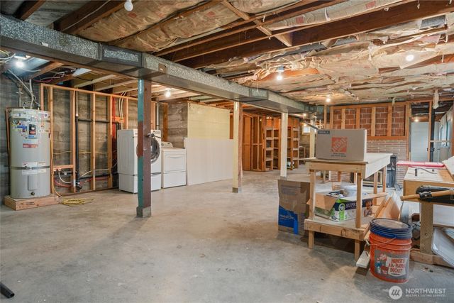 1530 Crestview Drive, Bremerton, WA 98312