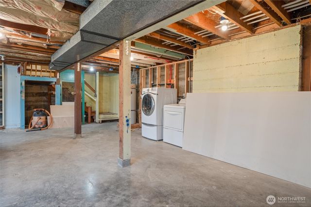 1530 Crestview Drive, Bremerton, WA 98312