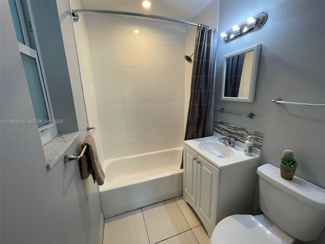 305 NE 15th Ave REAR, Fort Lauderdale, FL 33301