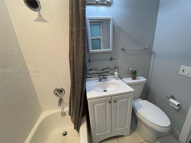 305 NE 15th Ave REAR, Fort Lauderdale, FL 33301