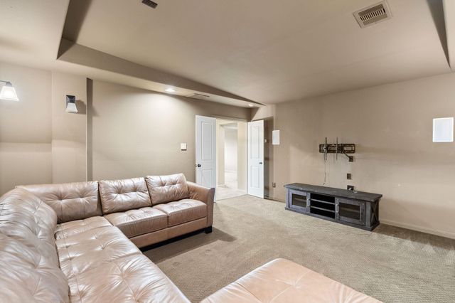 22 Willow Bay Drive, Missouri City, TX 77459