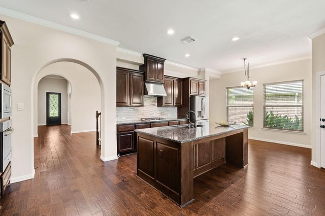 22 Willow Bay Drive, Missouri City, TX 77459