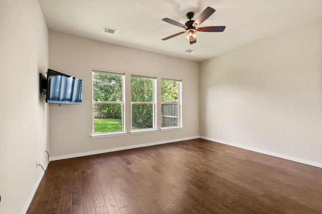 22 Willow Bay Drive, Missouri City, TX 77459