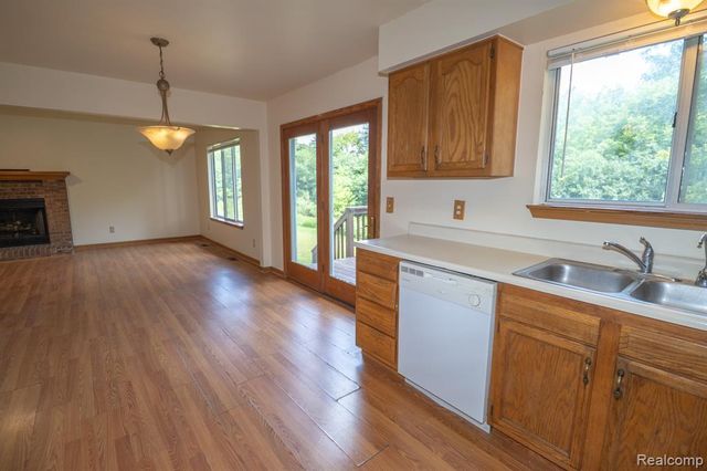 42091 Greenwood Drive, Canton, MI 48187