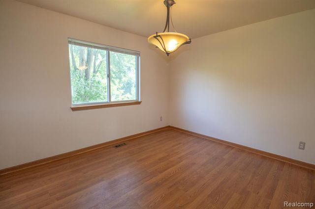 42091 Greenwood Drive, Canton, MI 48187