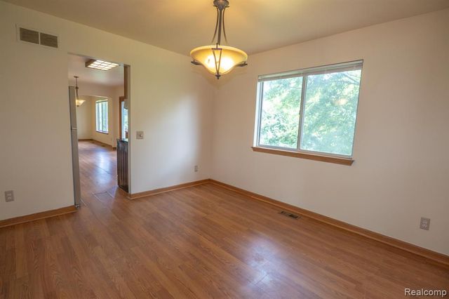 42091 Greenwood Drive, Canton, MI 48187
