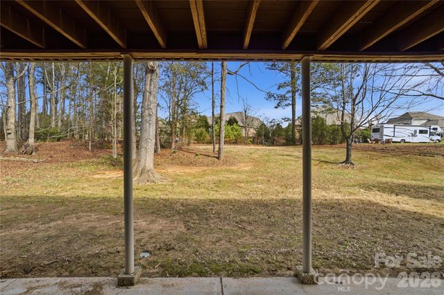 115 Chesney Glen Drive, Matthews, NC 28105