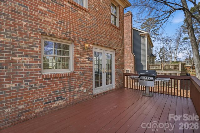 115 Chesney Glen Drive, Matthews, NC 28105