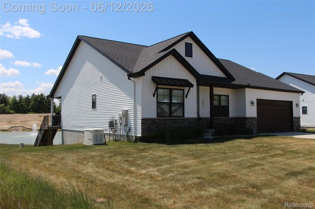 12824 Ivy Lane, Fenton Charter Township, MI 48451