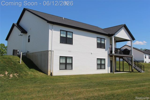 12824 Ivy Lane, Fenton Charter Township, MI 48451