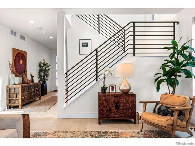 5579 Moosehead Circle, Longmont, CO 80503