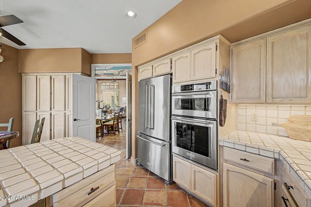 7500 E BOULDERS Parkway 12, Scottsdale, AZ 85266