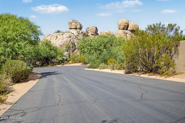 7500 E BOULDERS Parkway 12, Scottsdale, AZ 85266