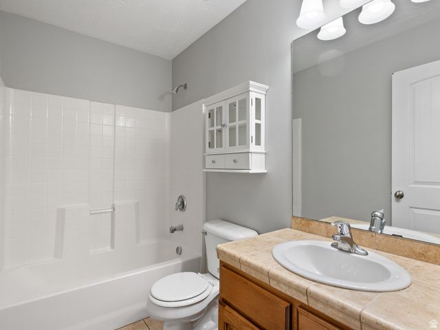 974 E 6795 S, Midvale, UT 84047