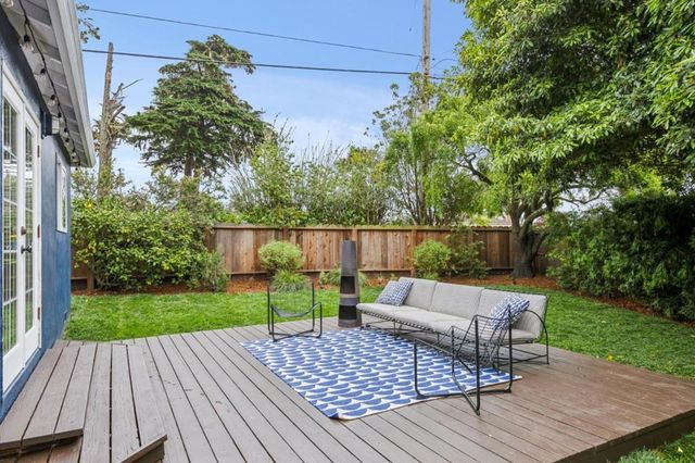 499 Sonora Avenue, El Granada, CA 94019