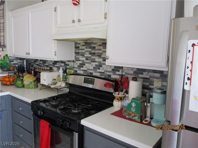 5946 Autumn Harvest Avenue, Las Vegas, NV 89142