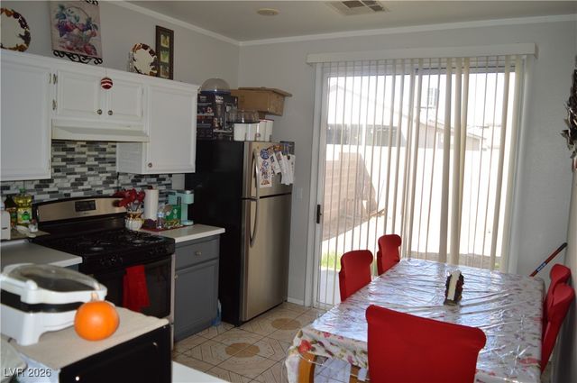 5946 Autumn Harvest Avenue, Las Vegas, NV 89142