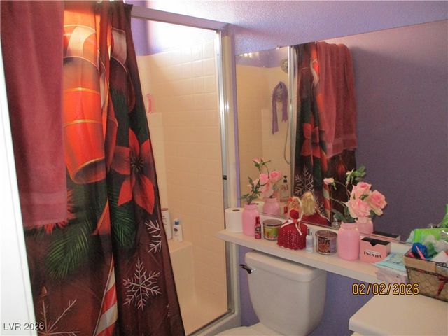 5946 Autumn Harvest Avenue, Las Vegas, NV 89142