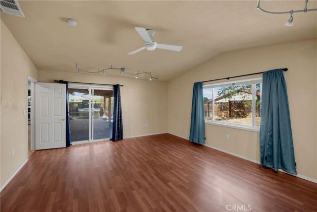 13554 2nd Ave, Victorville, CA 92395