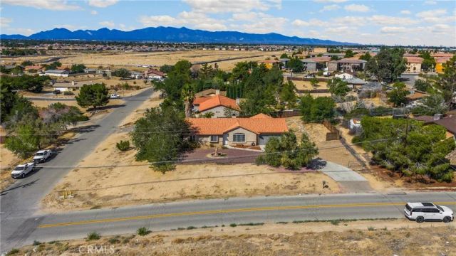 13554 2nd Ave, Victorville, CA 92395