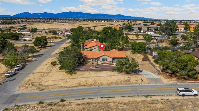 13554 2nd Ave, Victorville, CA 92395