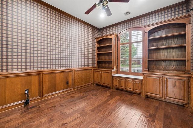 10705 Fairway Avenue, Oklahoma City, OK 73170