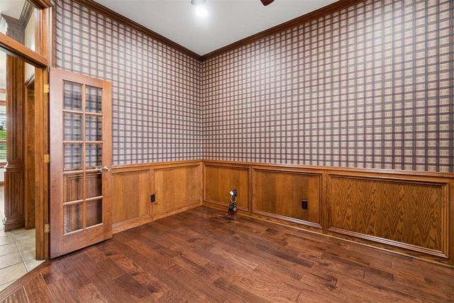 10705 Fairway Avenue, Oklahoma City, OK 73170